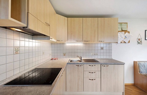 Valle di Casies Apartment | Apartment 'Rosenduft' with Mountain View, Shared Terrace and Wi-Fi