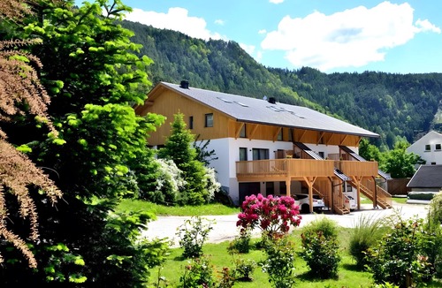 Bressanone Apartment | Apartment 'Rumlhof Radlsee Superior' with Mountain View, Shared Pool and Wi-Fi