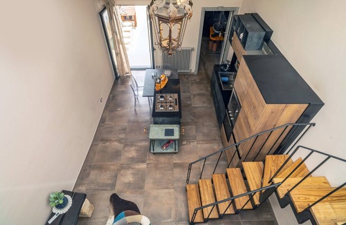 Rovittello Apartment | Apartment 'Sikelia Relais 2' with Mountain View, Wi-Fi and Air Conditioning
