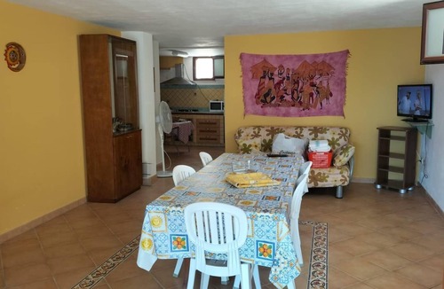 Mazara del Vallo Apartment | Apartment sleeps 7 with sea view garden