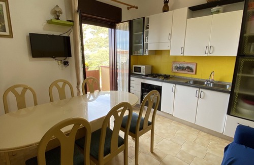 Realmonte Apartment | Apartment - Sleeps 5, Free Parking & Pet Friendl