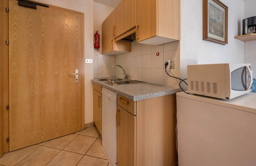 Valle Aurina Apartment | 'Apartment Sonne Nr. 18' with Mountain View, Garden & Wi-Fi