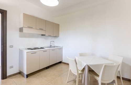Mazzarino Apartment | Apartment 'Spassu' with Pool, Garden, Wi-Fi and Air Conditioning
