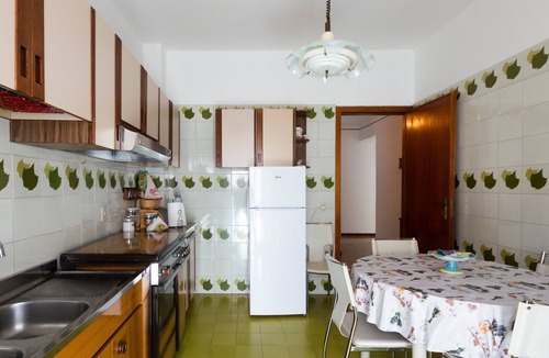 Gaggi Apartment | Apartment 'tra mare e montagna' with Mountain View, Terrace & Balcony
