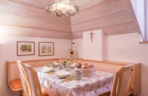 Collalbo Apartment | Apartment Vigl Lodge