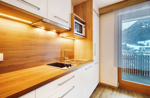 Valle Aurina Apartment | Apartment 'Waldheim Apt 12 13' with Mountain View, Shared Garden and Wi-Fi