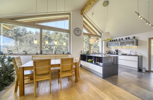San Genesio Atesino Apartment | Apartment with a breathtaking mountain panorama - near Bolzano