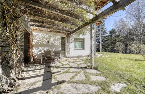 San Genesio Atesino Apartment | Apartment with a breathtaking mountain panorama - near Bolzano