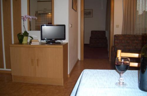 Naz Apartment | Apartments in Naz-Sciaves, Italy