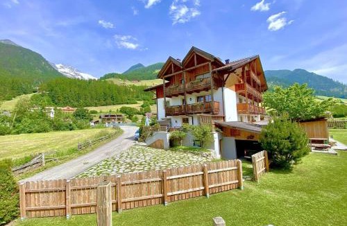 Valle Aurina Apartment | Apartments & Wellness Löfflerblick