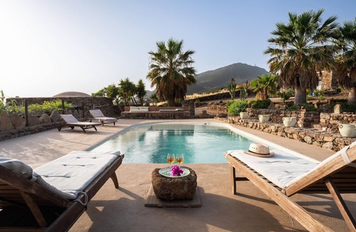 Pantelleria Cottage | Appartamento Dammuso Alicia - Is.