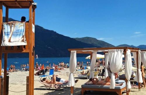 Cannobio Apartment | Appartamento AZZURRO