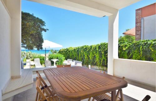 Alcamo Marina Ski Chalet | Appartamento in Villa Beach Holidays By Sicily Home Solutions