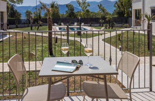 Carini Apartment | Appartamento "Isola di Alicudi 1"