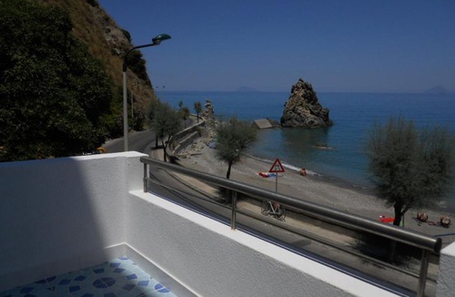 Capo d'Orlando Apartment | Appartamento San Gregorio