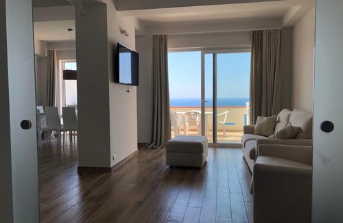 Capo d'Orlando Apartment | Appartamento vista mare Capo D'orlando
