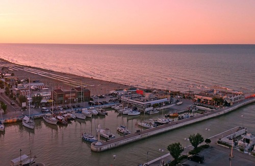 Fogliano Marina Apartment | "Appartement bilo 4 by Interhome