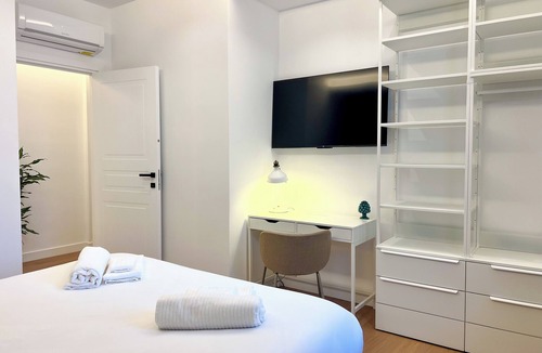 Palermo Apartment | April Suites Apartments - Suite 3, Turquoise