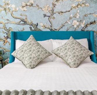 Airdrie House | Arcade King Bed Espresso Maker Family Friendly