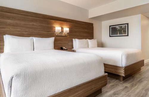 Hastings Hotel | Atrium Hotel Vancouver