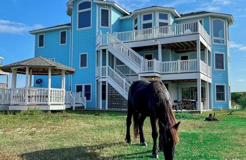Carova Beach House | Aug specials Htd pool/hotub, firepit oceanview, Wild Horses, 6 bed 7 baths