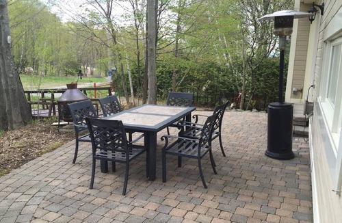 Bromont House | August Still Available: Direct Bike Access, WaterPark, S’mores nights