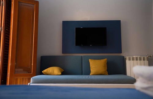 Cinisi House | Aurooms - "Blue Room - Relaxation and Refinement in the Heart of Cinisi"
