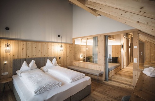 Rasun di Sotto Hotel | Autentis