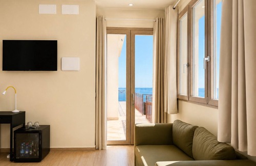Bagheria Hotel | AWA KAFARA