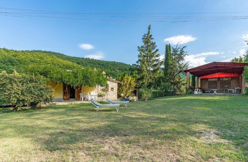 Molin Bianco-pian D'uscianom House | Awesome home in Arezzo -AR- with WiFi