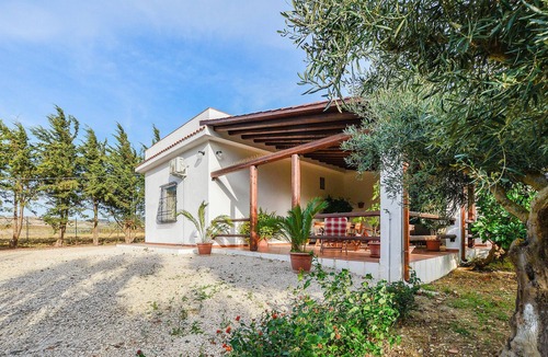 Menfi House | Awesome home in Menfi AG with WiFi