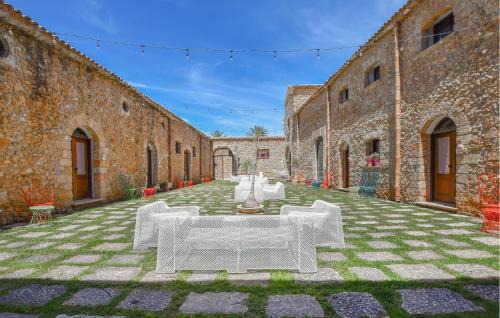 Partinico House | Awesome Home In Partinico With Swimming Pool