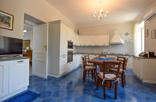 Sorrentini House | Awesome home in Patti with WiFi