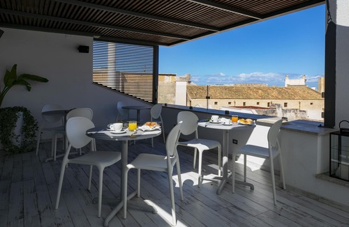 Trapani City Centre House | Azzoli Trapani - Apartments & Skypool - Adults Only