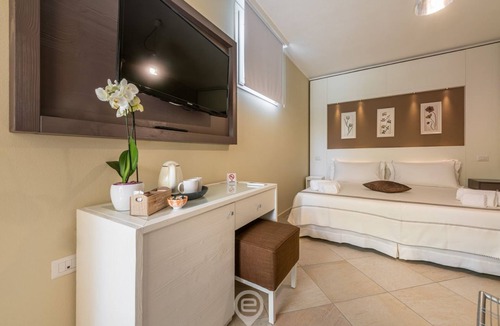 Domus de Maria Bed & Breakfast | B&B Giglio di Chia - Suite Mirto