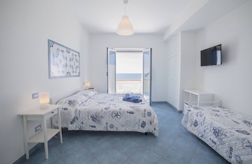 Capo d'Orlando Bed & Breakfast | B&B Il Capitano