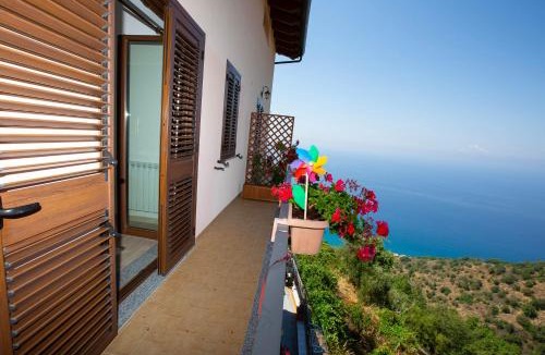 Piraino Bed & Breakfast | B&B Incantevole Vicolo