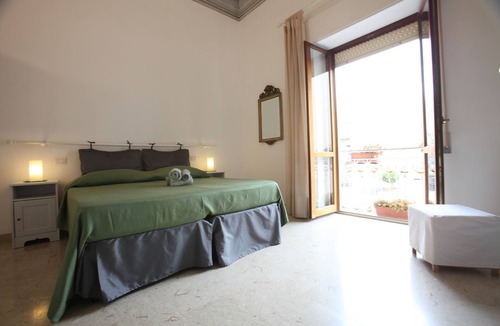 Trapani Bed & Breakfast | B&B La Casa di Paola