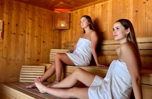 Riscone Hotel | B&B - Rooms&Apartments Oberwiesen