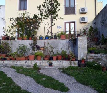 Santadi Bed & Breakfast | B&B S'ARROSA ANTIGA