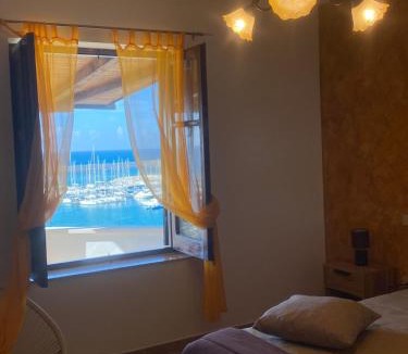 Balestrate Villa | Baia Marina Suite with private jacuzzi