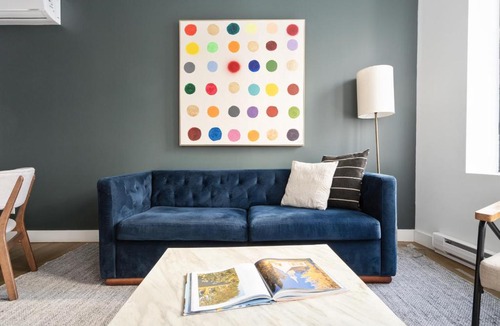 Chinatown Apartment | Bakan- Quartier des Congres, Convention District