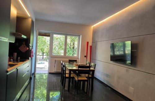 Ostiense Apartment | Balcone sul parco