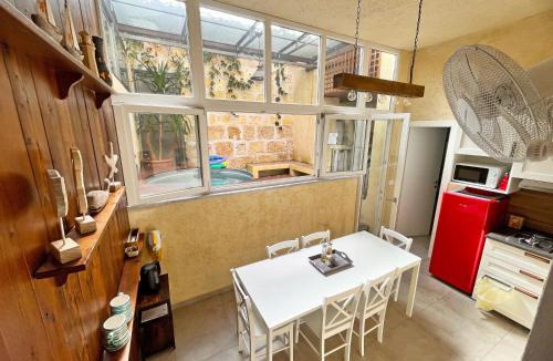 Palermo Apartment | Basso 61 Urban Oasis with Private Mini Pool & Courtyard - Families & Groups