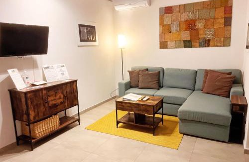 Palermo Apartment | Basso 61 Urban Oasis with Private Mini Pool & Courtyard - Families & Groups