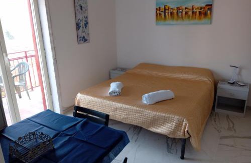 Porto Empedocle Apartment | bbsulmare-com Viola Apartment