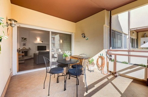Quartiere XXIX Ponte Mammolo Apartment | BDC – The Fireplace | Cozy Apartment with Terrace
