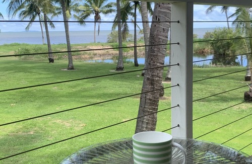 Rollingstone House | Beach front