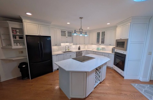 Balm Beach Cottage | Beachfront Estate Perfect For Large Families In The Heart Of Balm Beach
