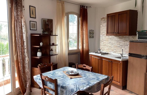 Riaci Apartment | Beautiful apartment for 4 people with A/C, WIFI, TV, balcony and pets allowed